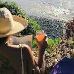 Cabana, Tinaja Y Rio
